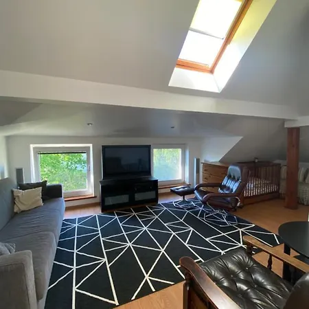 아파트 Penthouse Located Very Close To The Center *